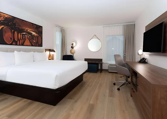 La Quinta Inn & Suites By Wyndham Galt Lodi North